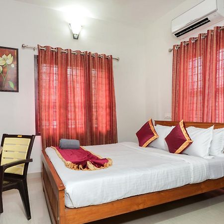 Swapna Home Suites Nedumbassery Extérieur photo
